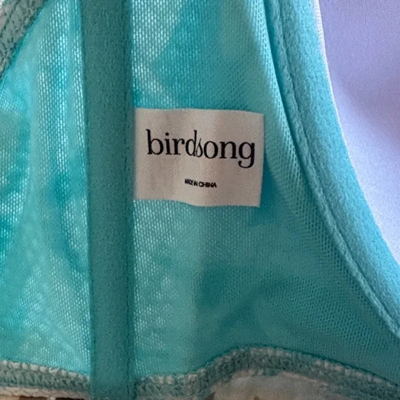 Birdsong Blue White Floral Wrap Bikini Swim Top 38DDd BNWT - Picture 3 of 8